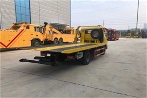 察布非事故拖车