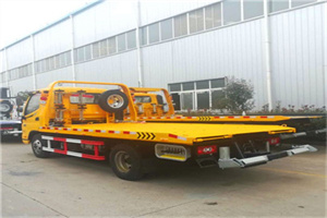 察布附近拖车救援搭电