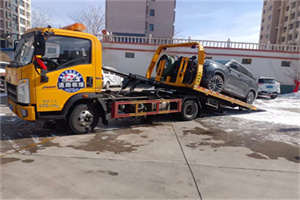 察布救援拖车费用怎么算